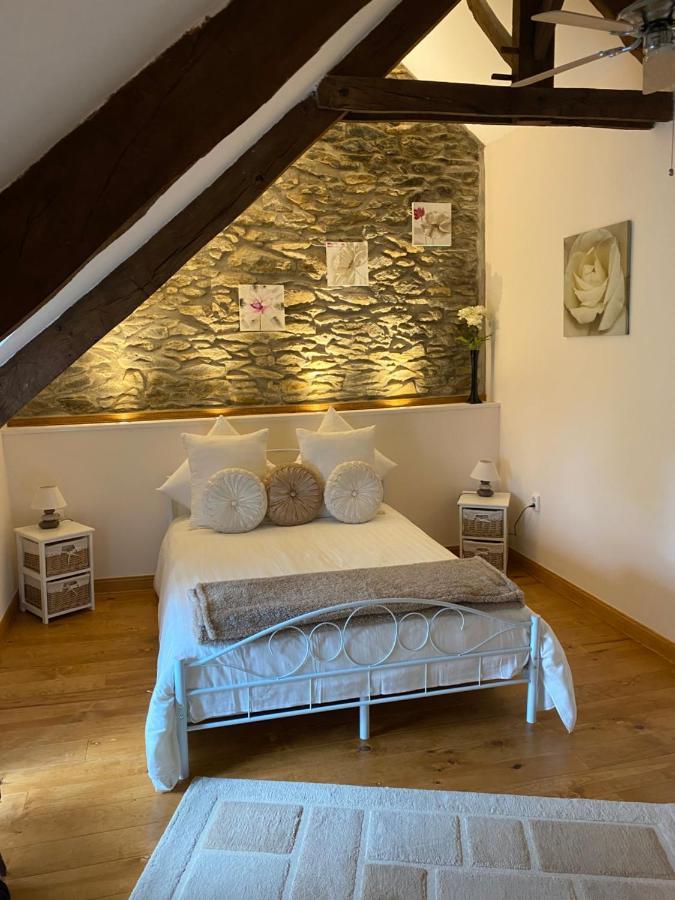 La Vieille Boulangerie Bed & Breakfast Langourla Exterior photo