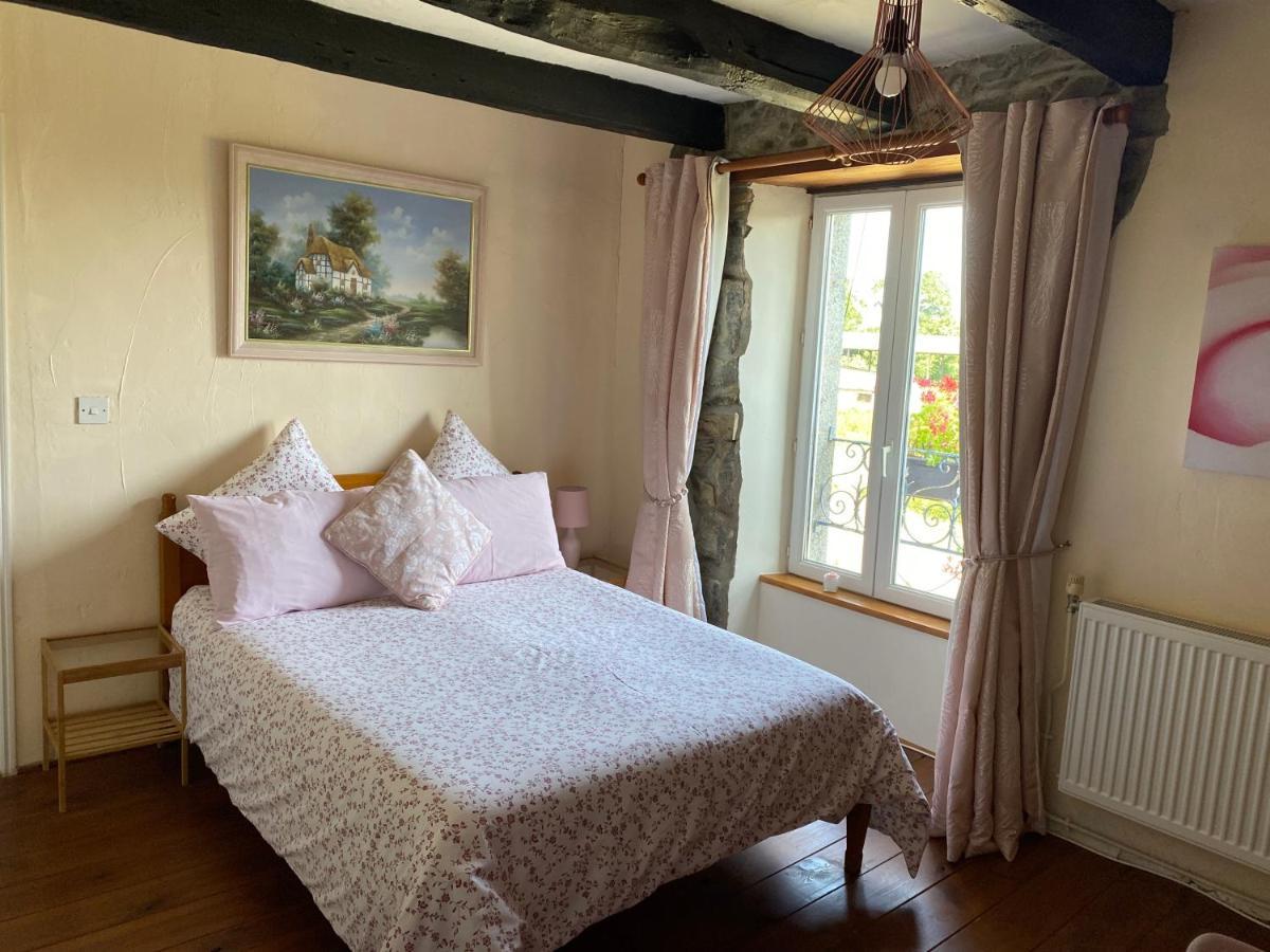 La Vieille Boulangerie Bed & Breakfast Langourla Exterior photo